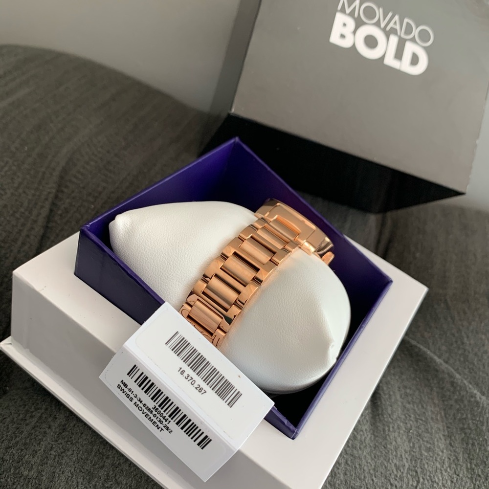 NWT authentic MOVADO Bold rosegold watch - Picture 5 of 6